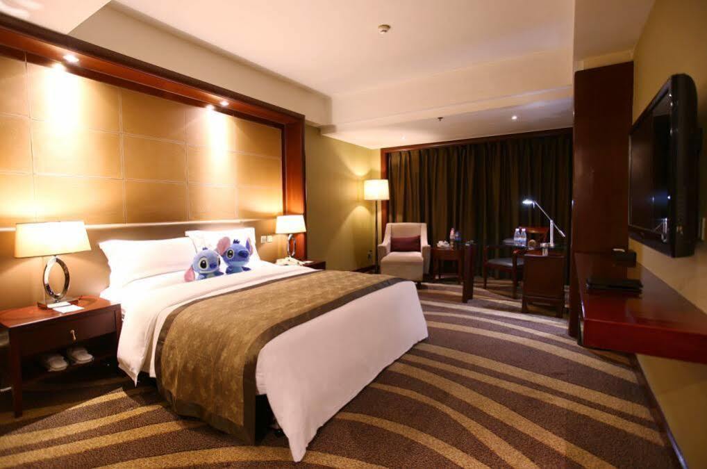 Empark Grand Hotel Чунцин Екстериор снимка